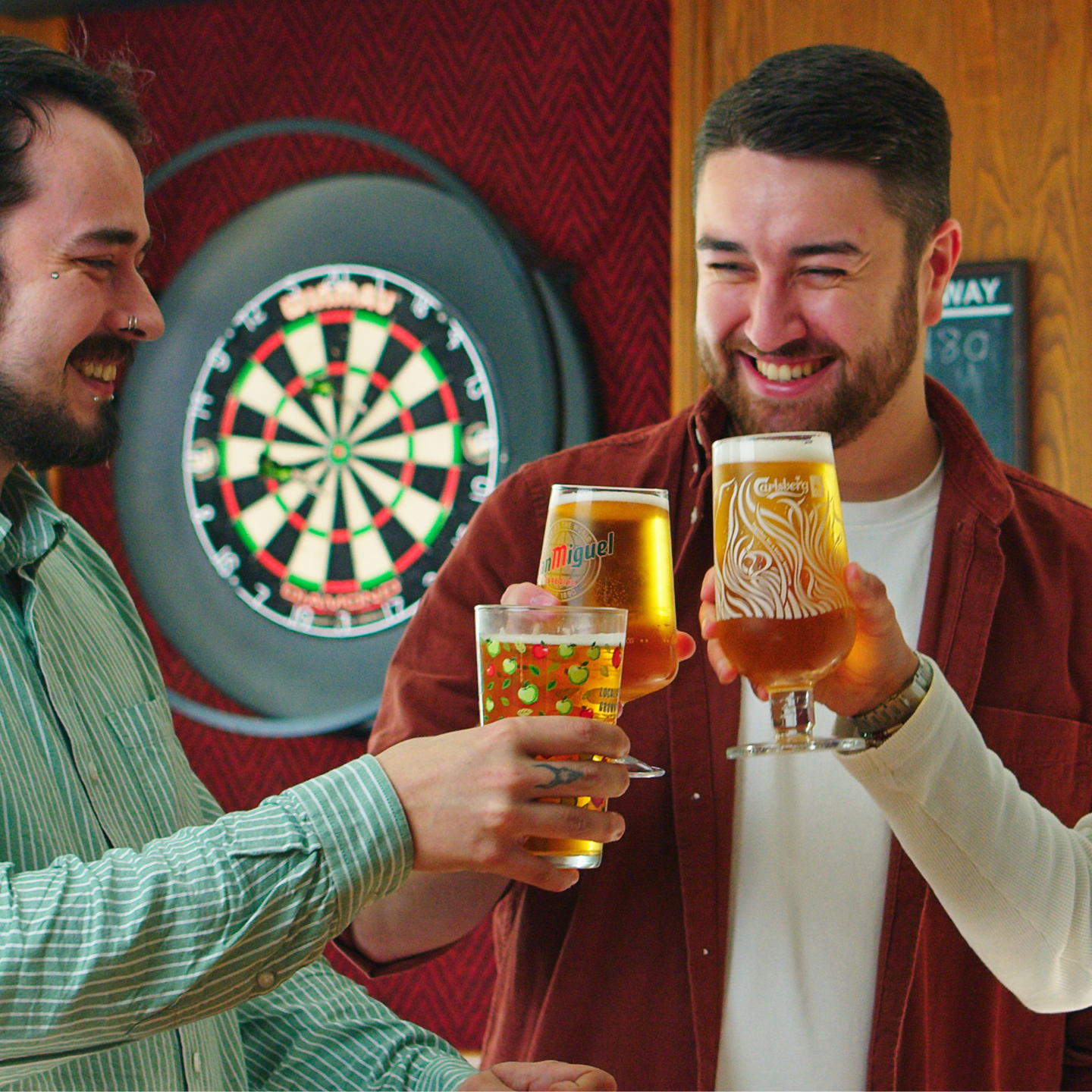Raise a glass This Father's Day at The Union Inn in Glanadda!